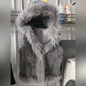 Cute Stuff Faux Fur Vest Size Medium